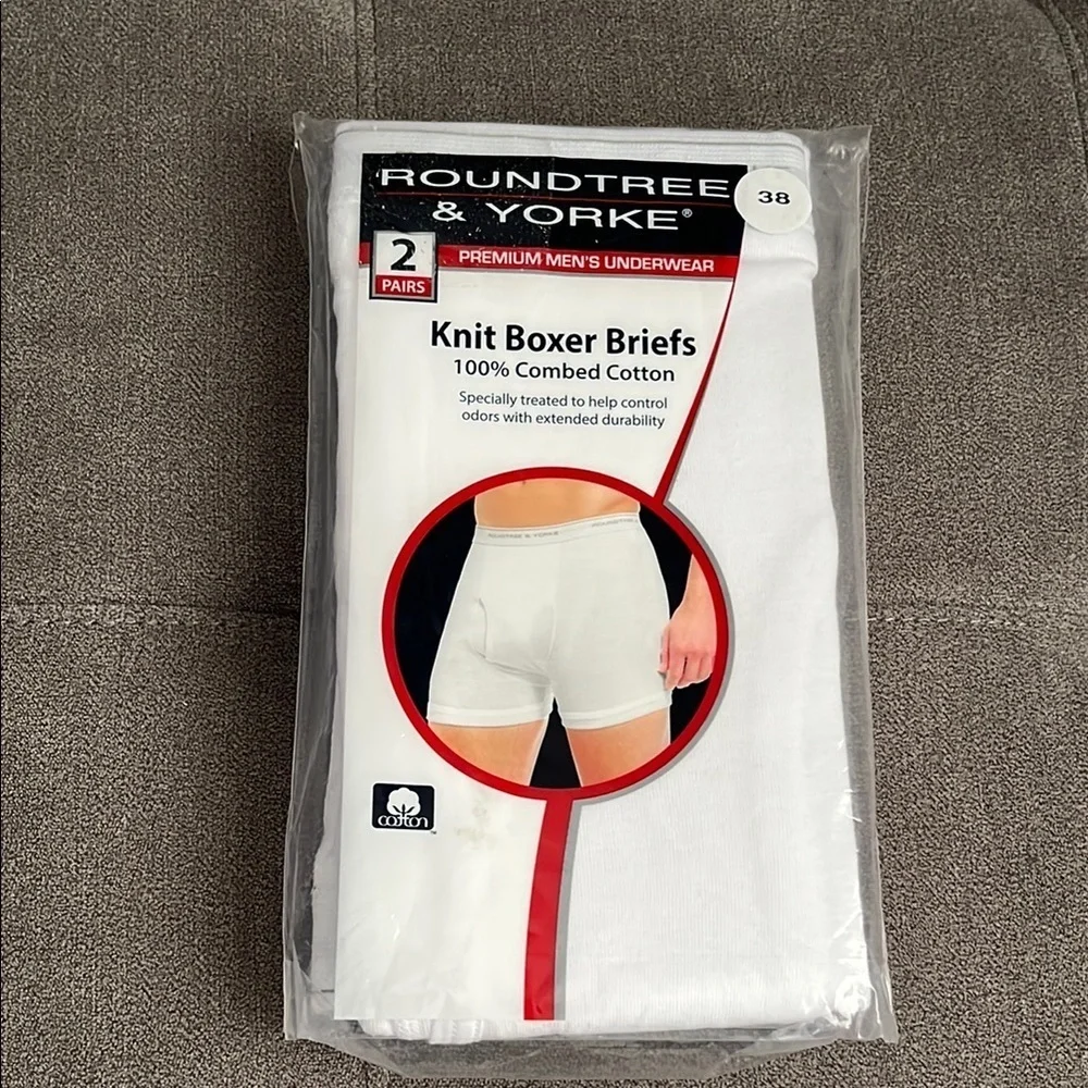 Roundtree & Yorke White Boxer Briefs Essential Comfort